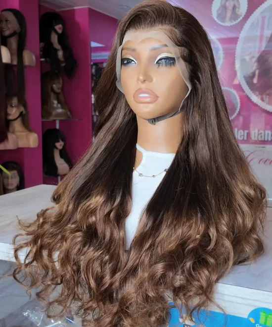 Vietnamienne couleur miel ombré, frontale 13x4 bouclée d’origine, longueur 24